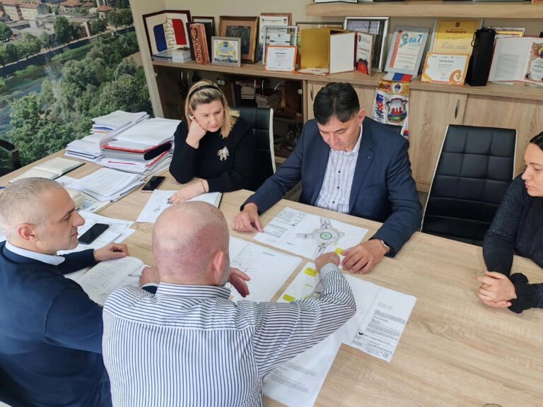 Унапређење саобраћајног протока на укрштању путева М1-108 и М1-101