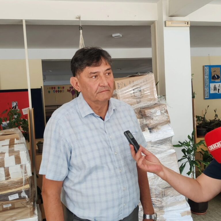 Општина Нови Град и Влада Републике Српске обезбиједили бесплатне уџбенике за све основце