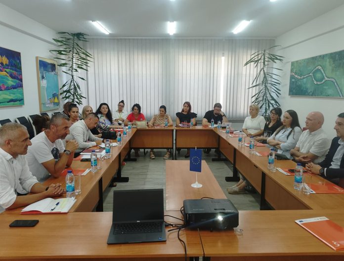 Održan okrugli okrugli sto posvećen društvenim i ekonomskim aspektima položaja ranjivih grupa žena