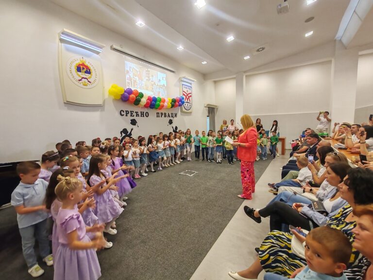 Priredba za najmlađe maturante u Novom Gradu